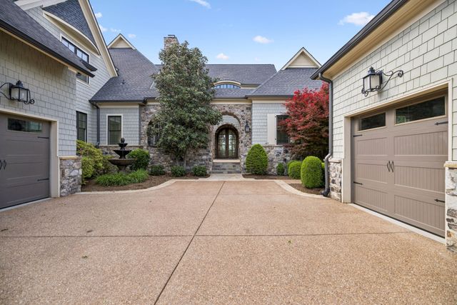 6054 Pelican Way, College Grove, TN 37046