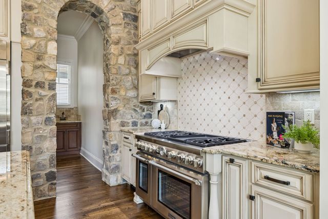 6054 Pelican Way, College Grove, TN 37046