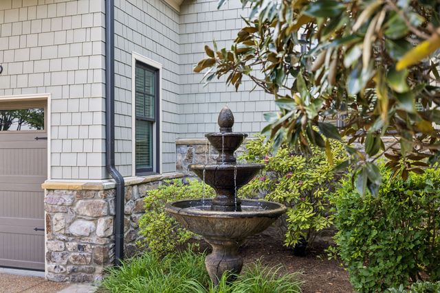 6054 Pelican Way, College Grove, TN 37046