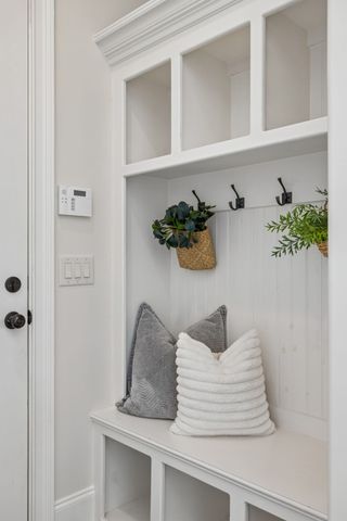 6054 Pelican Way, College Grove, TN 37046