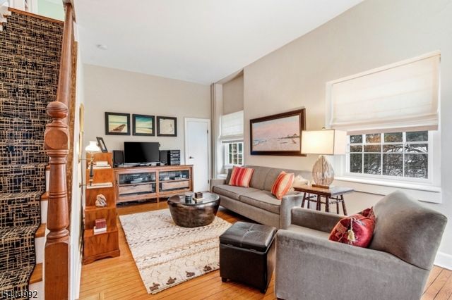 1 Wilson Dr, Stockton Boro, NJ 08559