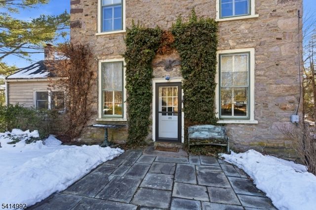 1 Wilson Dr, Stockton Boro, NJ 08559