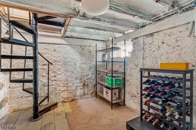 1 Wilson Dr, Stockton Boro, NJ 08559