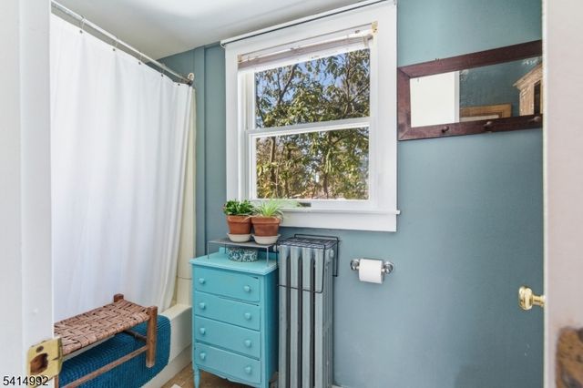 1 Wilson Dr, Stockton Boro, NJ 08559