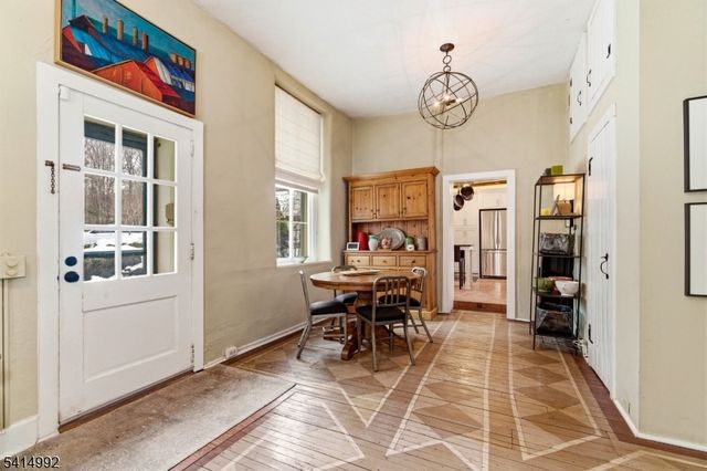 1 Wilson Dr, Stockton Boro, NJ 08559