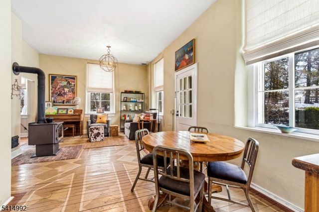 1 Wilson Dr, Stockton Boro, NJ 08559