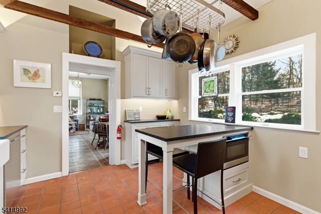 1 Wilson Dr, Stockton Boro, NJ 08559