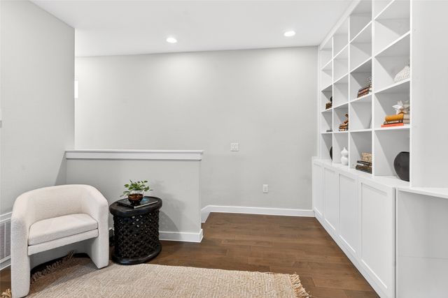 5368 Winton Street, Dallas, TX 75206