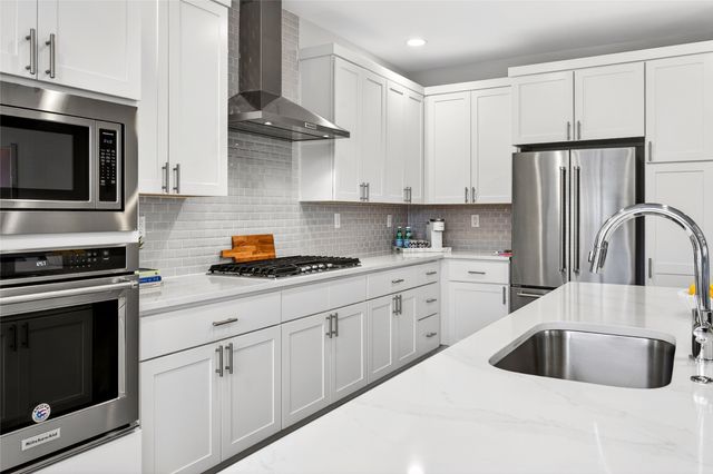 5368 Winton Street, Dallas, TX 75206