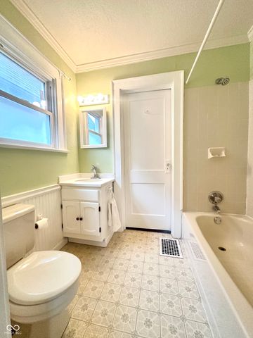 2620 Allen Avenue, Indianapolis, IN 46203