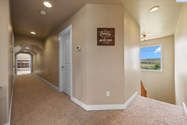 168715 W Johnson, Prosser, WA 99350