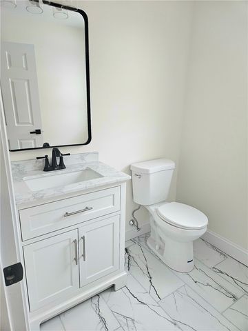 116 2nd Avenue, Cranston, RI 02910