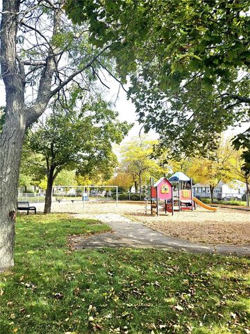 116 2nd Avenue, Cranston, RI 02910