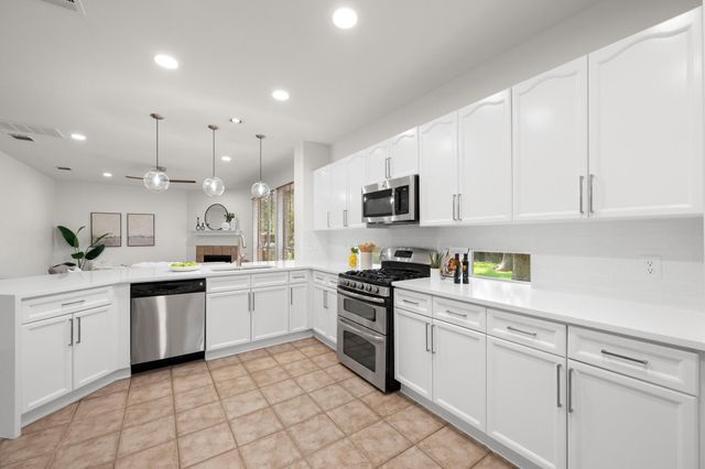 6129 Jumano LN, Austin, TX 78749