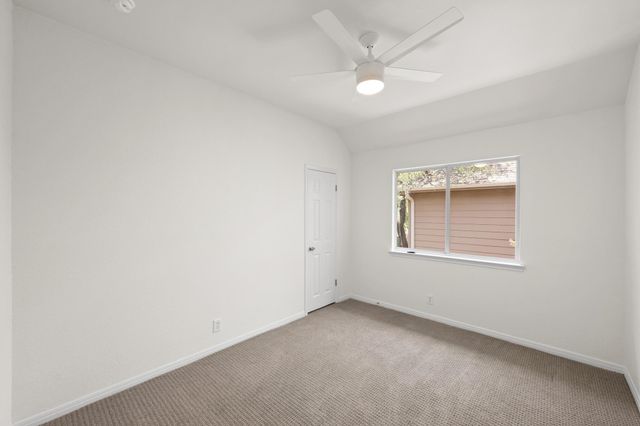 6129 Jumano LN, Austin, TX 78749