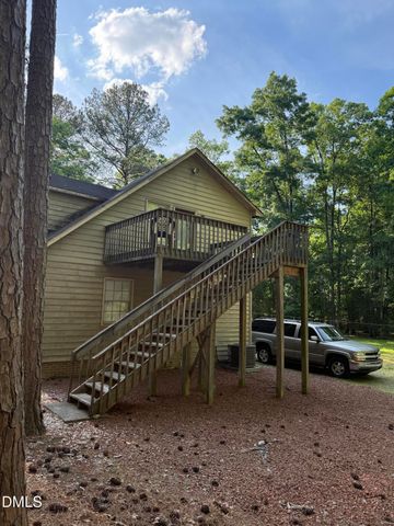 2902 Saddle Drive, Durham, NC 27712