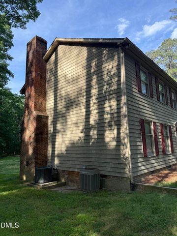 2902 Saddle Drive, Durham, NC 27712