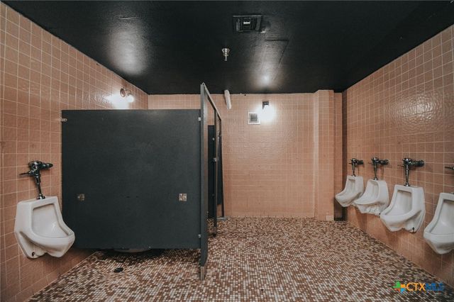 4106 Houston Highway, Victoria, TX 77901