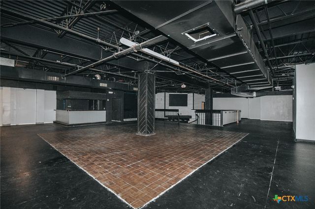 4106 Houston Highway, Victoria, TX 77901