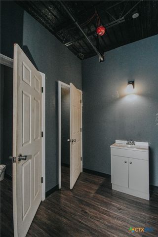 4106 Houston Highway, Victoria, TX 77901