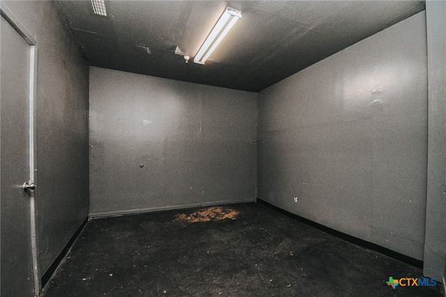 4106 Houston Highway, Victoria, TX 77901