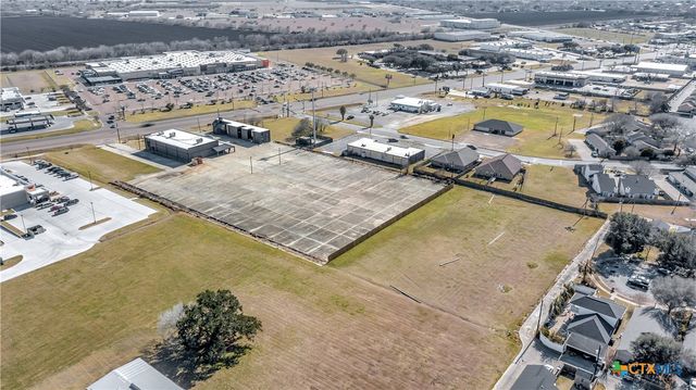 4106 Houston Highway, Victoria, TX 77901