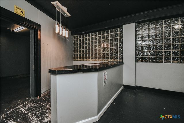 4106 Houston Highway, Victoria, TX 77901