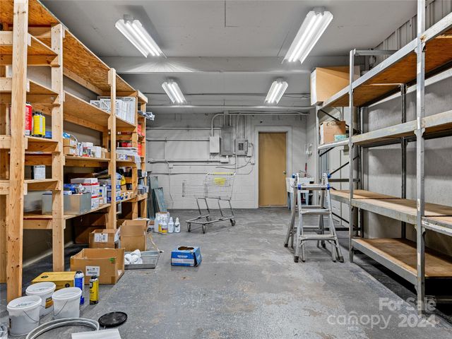 24 Old County Home Road, Asheville, NC 28806