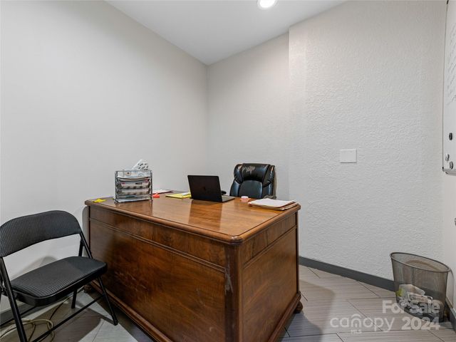 24 Old County Home Road, Asheville, NC 28806