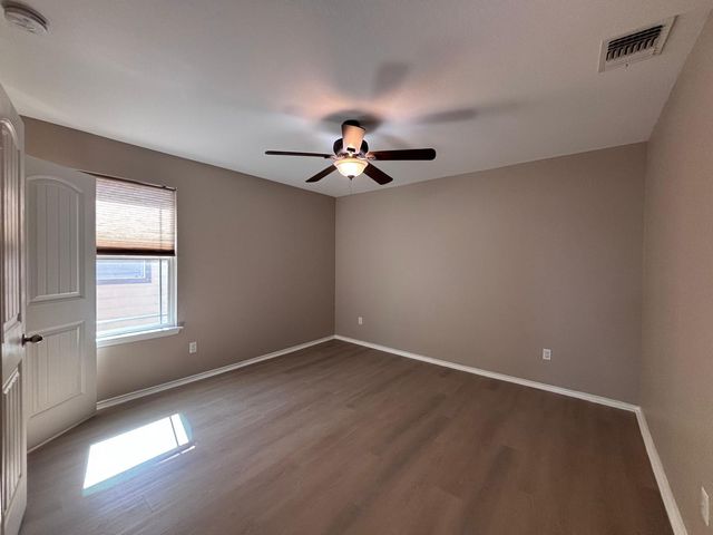 1405 Berlin LN, Austin, TX 78753