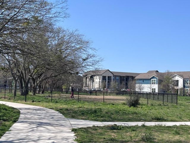 1405 Berlin LN, Austin, TX 78753