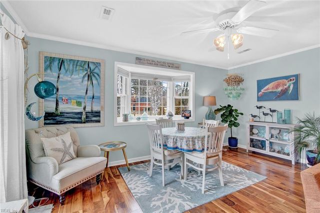 9 Colonial Acres DR, Hampton, VA 23664