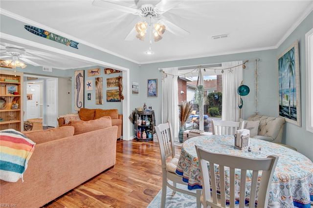 9 Colonial Acres DR, Hampton, VA 23664