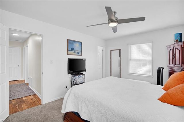 9 Colonial Acres DR, Hampton, VA 23664