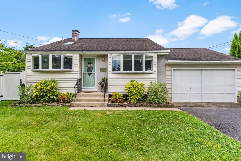 101 ELTON AVE, Hamilton, NJ 08620
