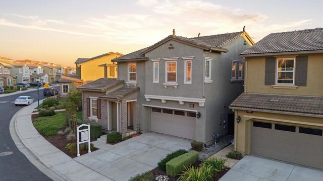 28731 Vista Grande Drive, Hayward, CA 94544