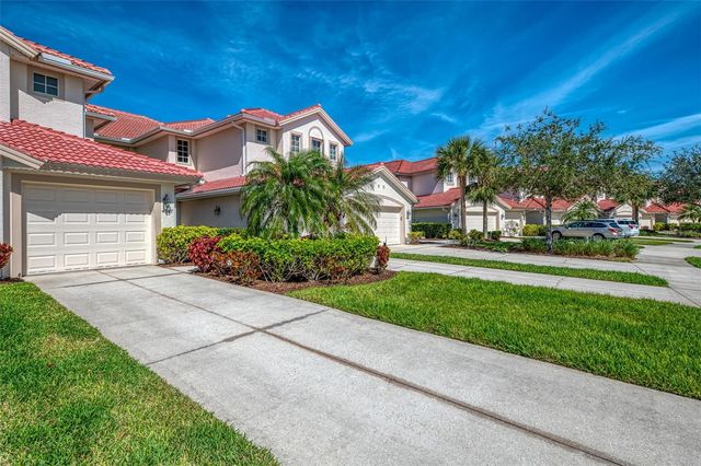 4697 CLUB DRIVE 201, Port Charlotte, FL 33953