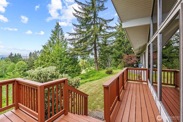 1086 W State Route 4, Cathlamet, WA 98612