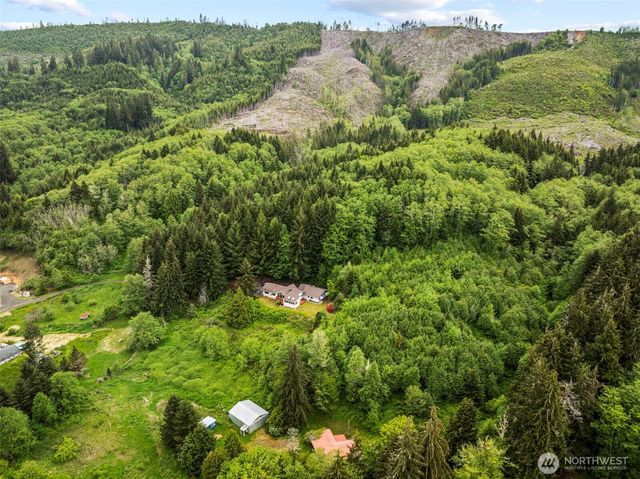 1086 W State Route 4, Cathlamet, WA 98612