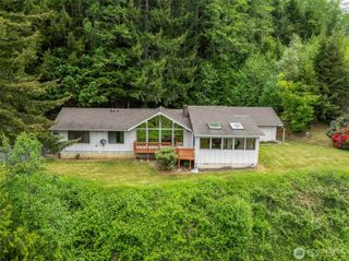 1086 W State Route 4, Cathlamet, WA 98612