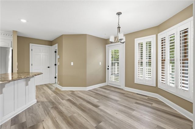 7 Deer RUN, Joplin, MO 64804