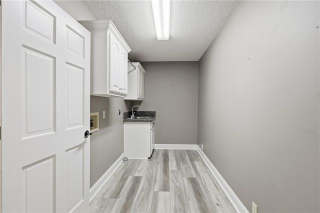 7 Deer RUN, Joplin, MO 64804