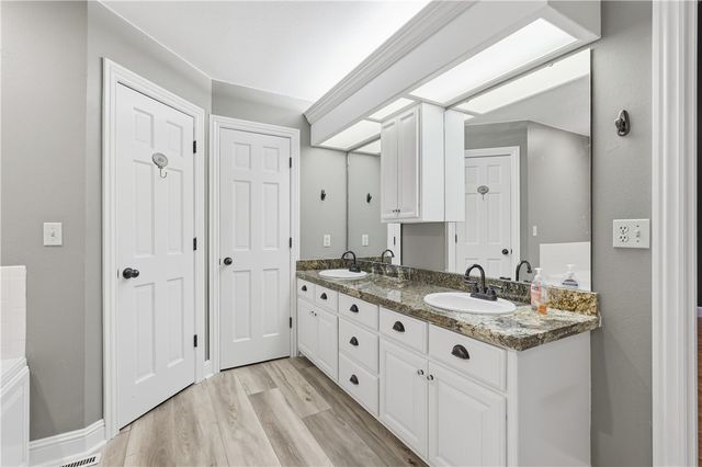 7 Deer RUN, Joplin, MO 64804