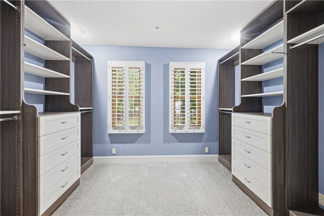 7 Deer RUN, Joplin, MO 64804