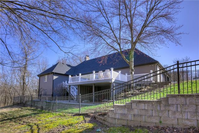 7 Deer RUN, Joplin, MO 64804