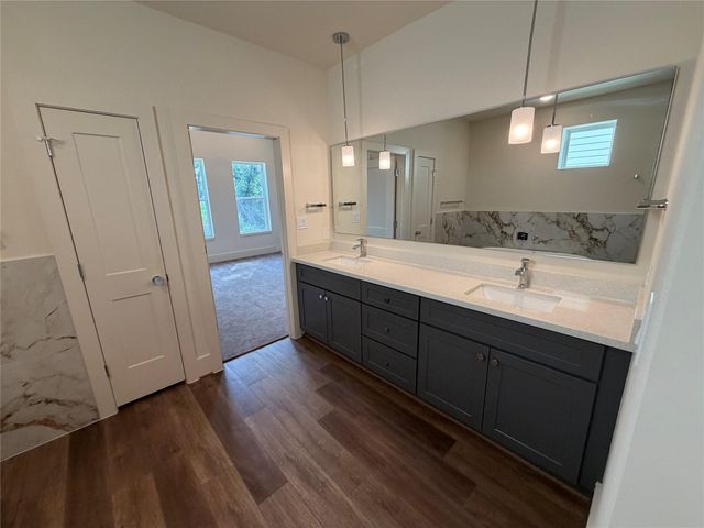 879 Rachel ST Rachel Street E, Houston, TX 77091