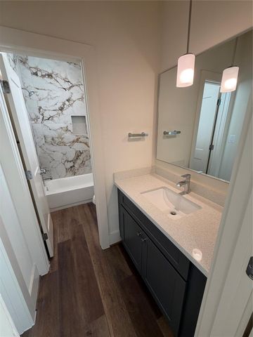 879 Rachel ST Rachel Street E, Houston, TX 77091