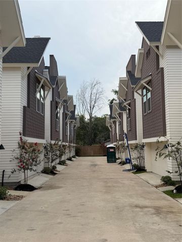 879 Rachel ST Rachel Street E, Houston, TX 77091