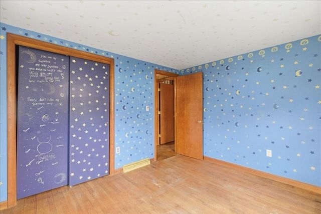 8 Cary Rd, Plymouth, MA 02360