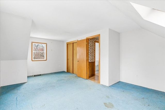 8 Cary Rd, Plymouth, MA 02360